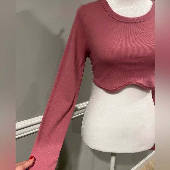 Women/Teen Top LA Hearts Fall/Winter Top Size Small NWOT - Picture 12 of 16